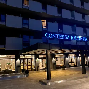 & Contessa Jolanda Włochy