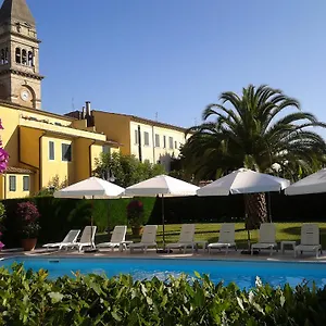 Roma Hotel